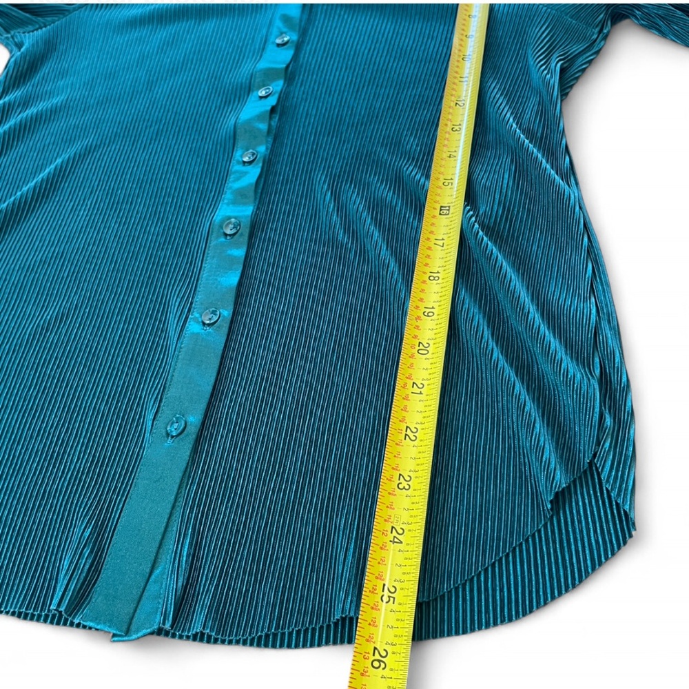 Ro & De Teal Button Down Shirt‎ - Picture 7 of 9